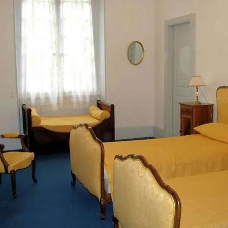 Couette-café Chambres D'hotes Chateau De Cavagnac *
