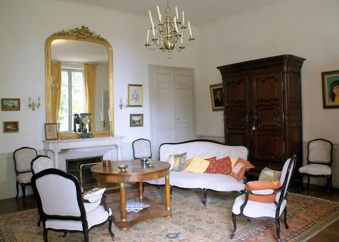 Chambres D'hotes Chateau De Cavagnac