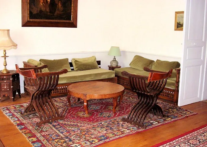 Chambres D'hotes Chateau De Cavagnac לינה וארוחת בוקר *